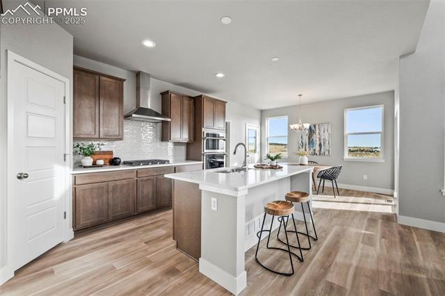 6437 Deco Drive
