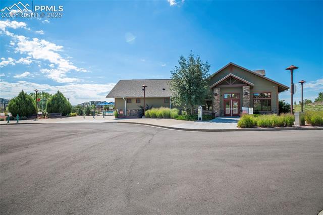 6437 Deco Drive