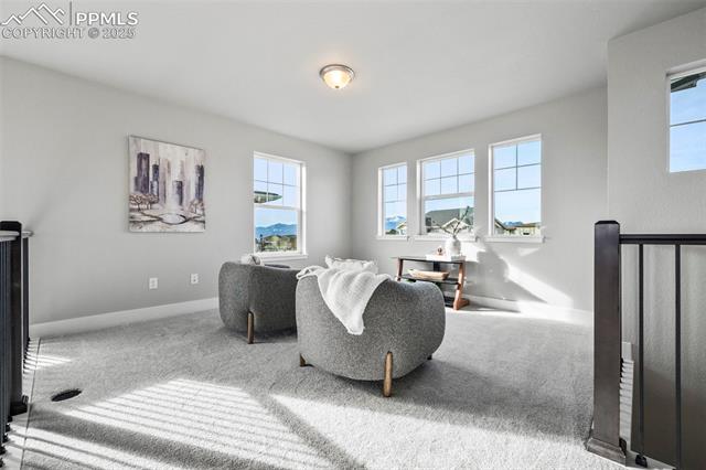 6437 Deco Drive