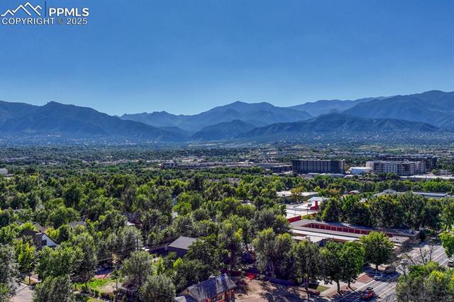 801 E Costilla Street