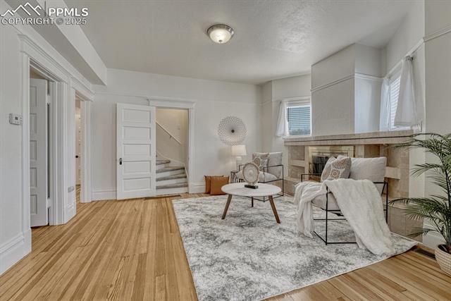 801 E Costilla Street