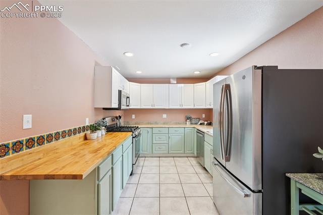 3614 Sheffield Lane