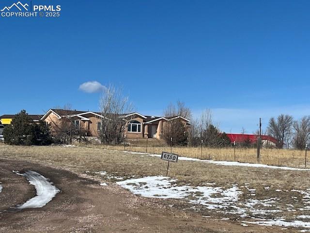 6750 Falcon Springs Point