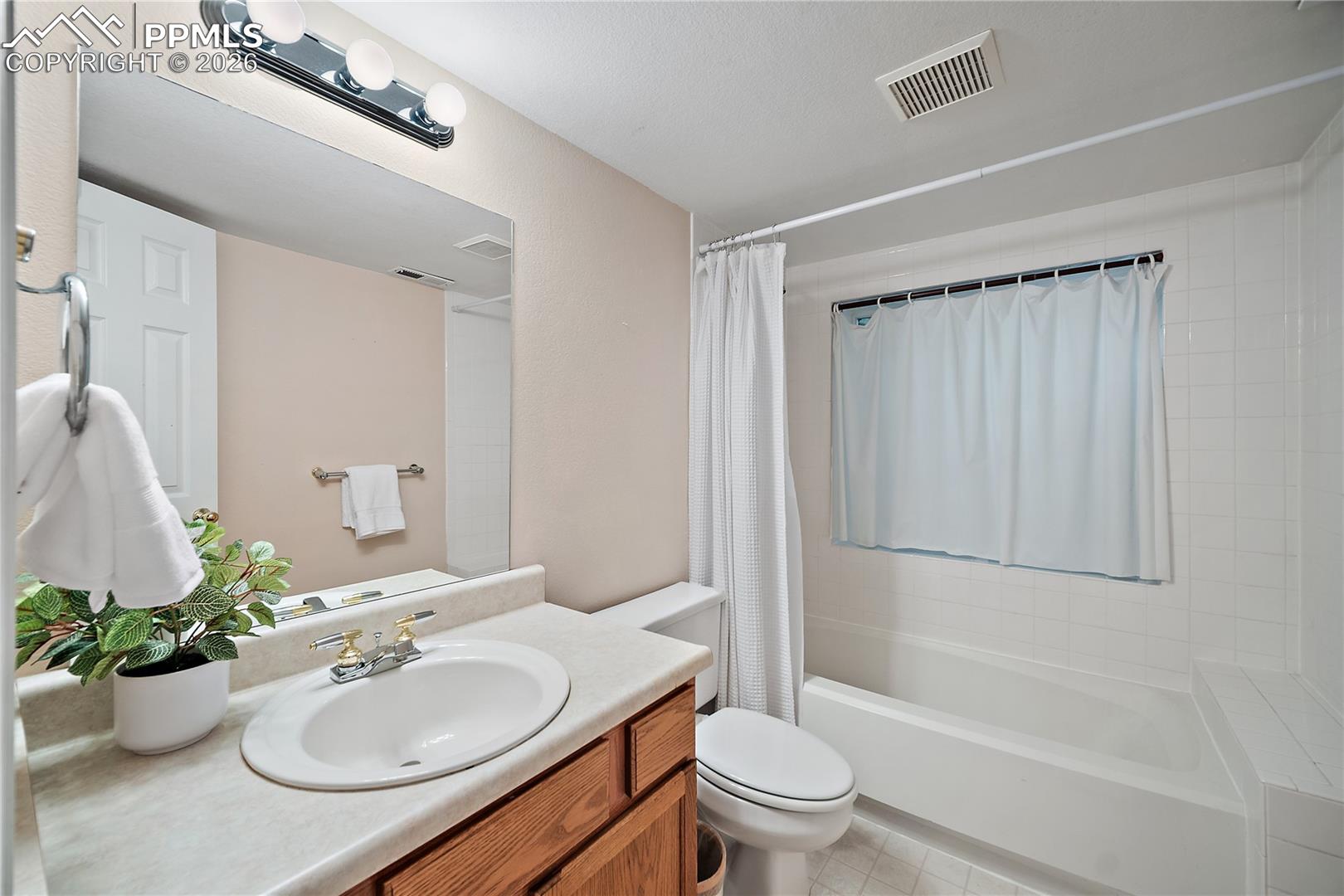 2261 Palm Drive Unit: C