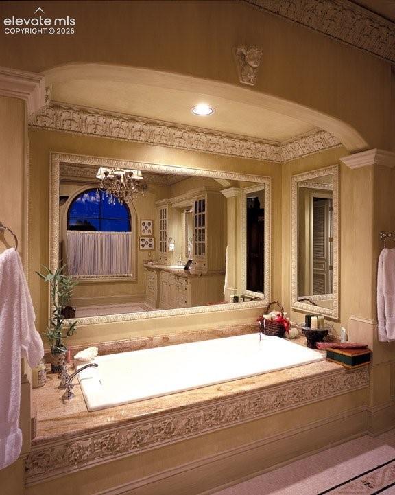 3590 Maison View