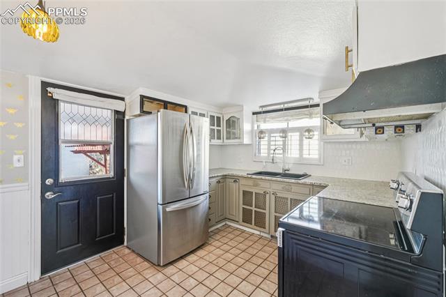 2311 W Kiowa Street