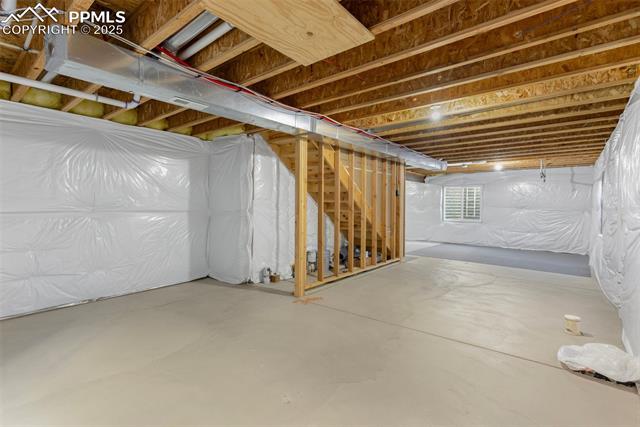 8313 Hardwood Circle