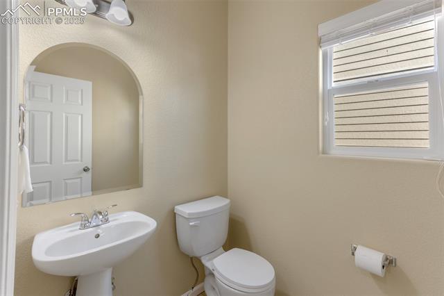 8313 Hardwood Circle