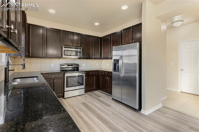 8313 Hardwood Circle