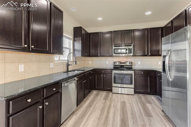 8313 Hardwood Circle