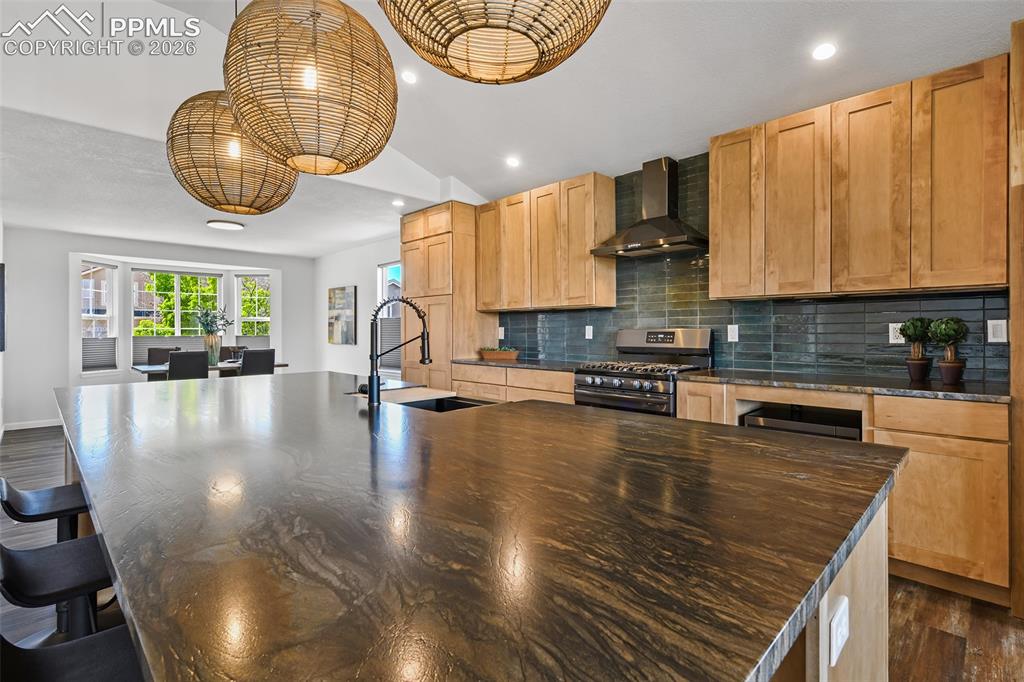 4432 Flat Top Place
