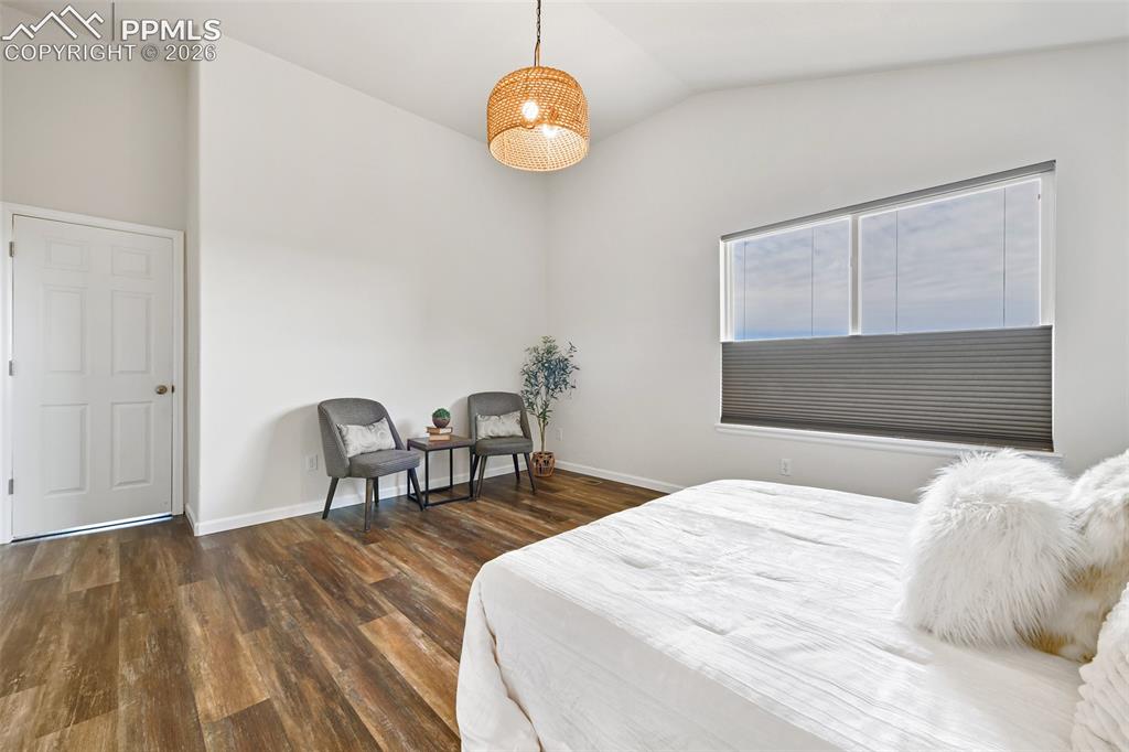 4432 Flat Top Place