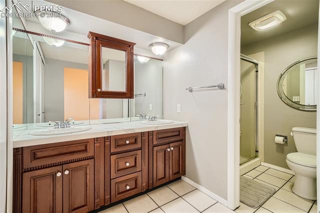 2818 E Serendipity Circle