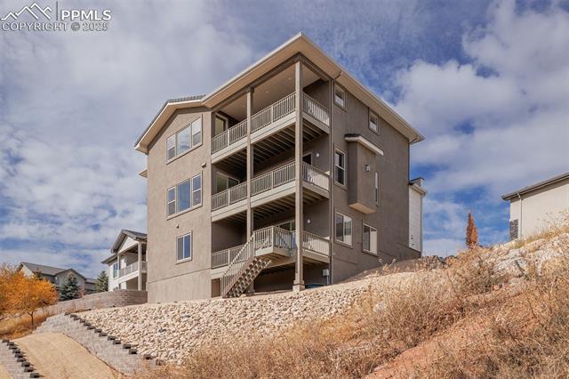 1145 Almagre Heights