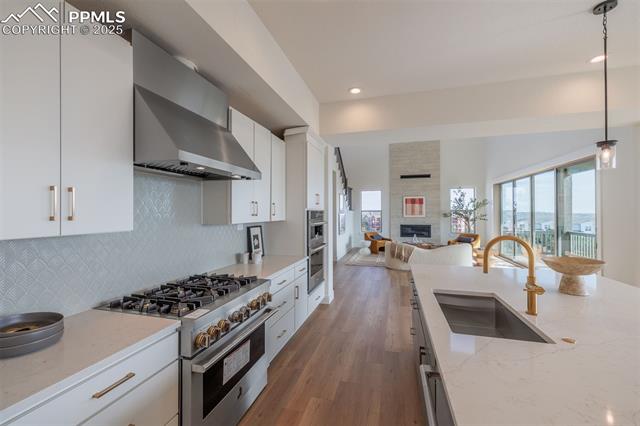 1145 Almagre Heights