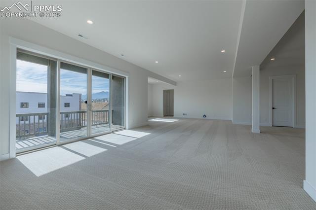 1145 Almagre Heights