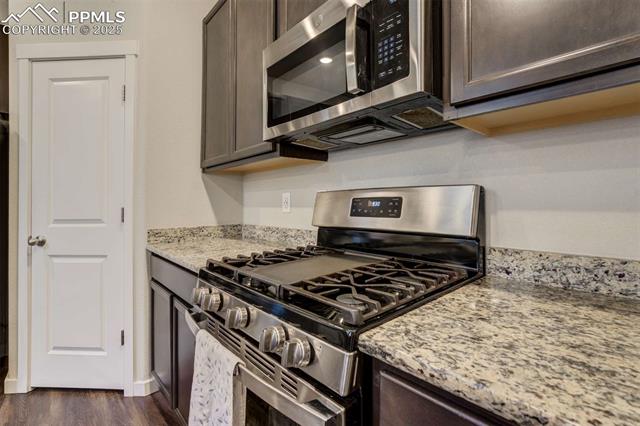 7758 Sun Shimmer View