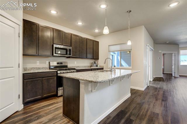 7758 Sun Shimmer View