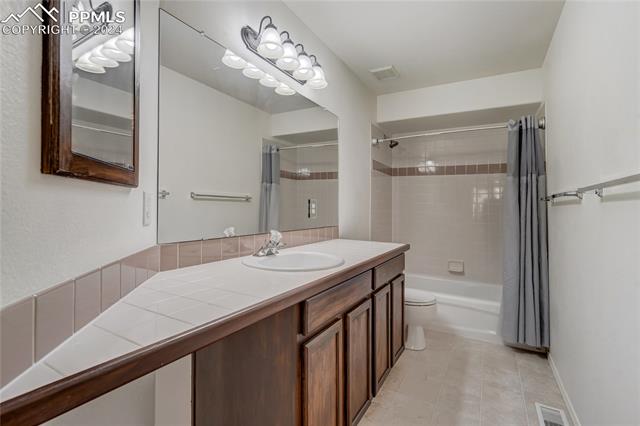 1164 Dream Lake Court