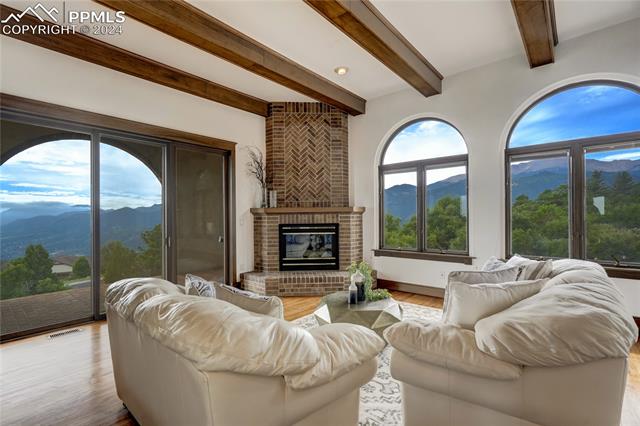 4490 Monitor Rock Lane