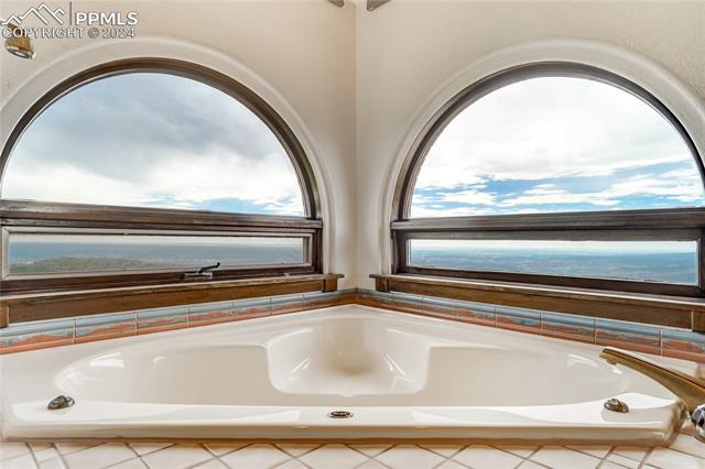 4490 Monitor Rock Lane