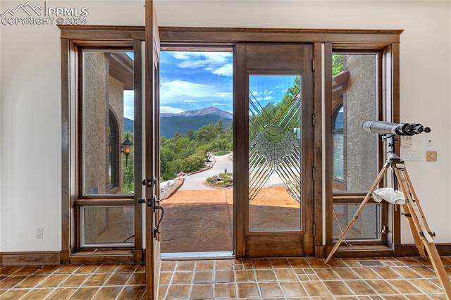 4490 Monitor Rock Lane