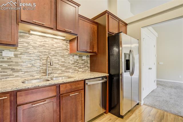 2224 Abiding Point