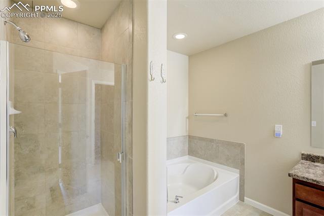 2224 Abiding Point