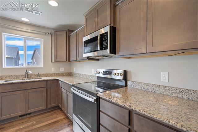 8121 Phyllite Drive