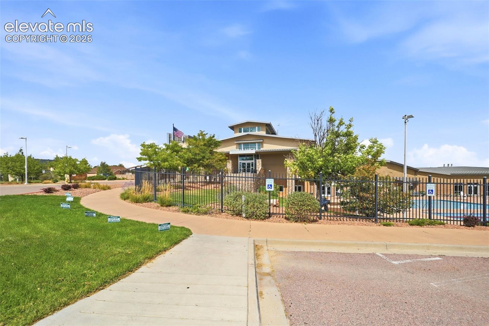9895 Kings Canyon Drive