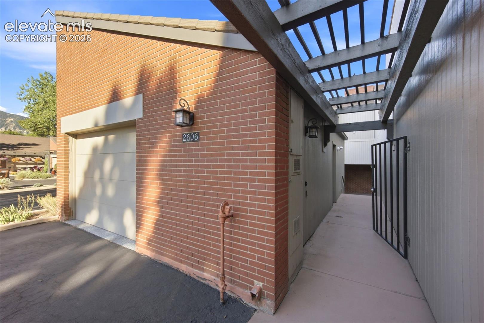 2606 Spring Grove Terrace