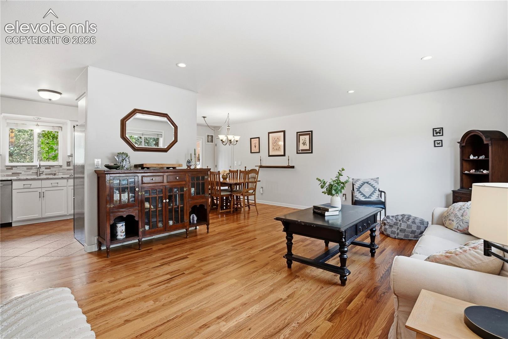 3473 Amador Circle
