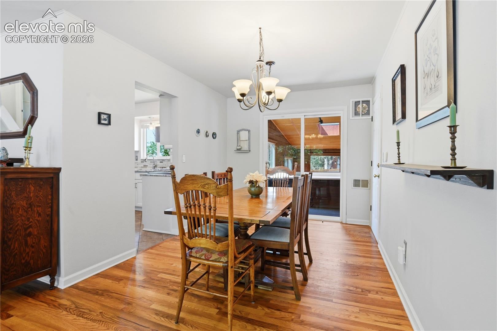 3473 Amador Circle
