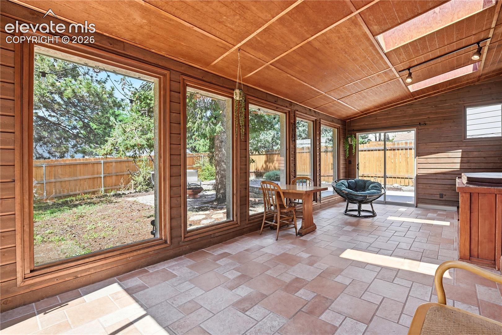 3473 Amador Circle