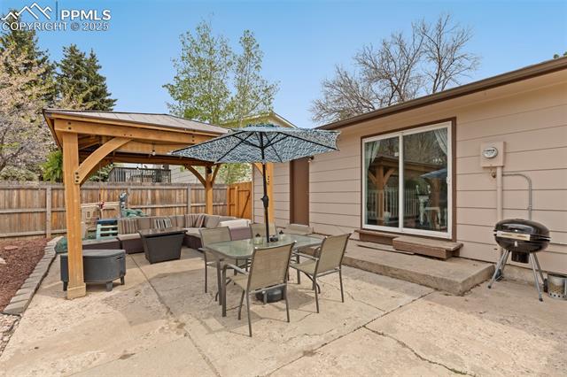 4652 N Sleepy Hollow Circle