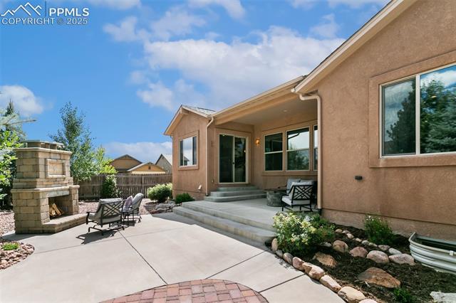 6705 Indian Feather Drive