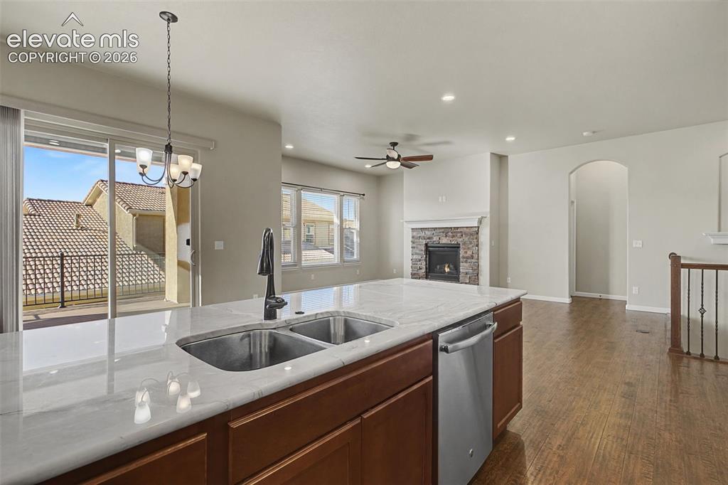 8426 Snow Cap View