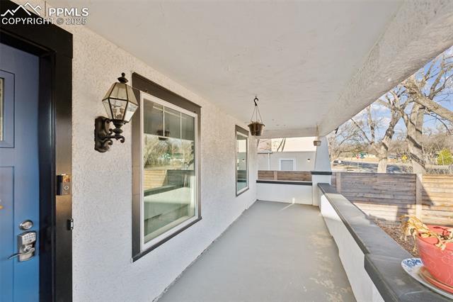 2407 E Willamette Avenue