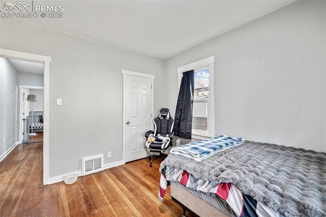 2407 E Willamette Avenue