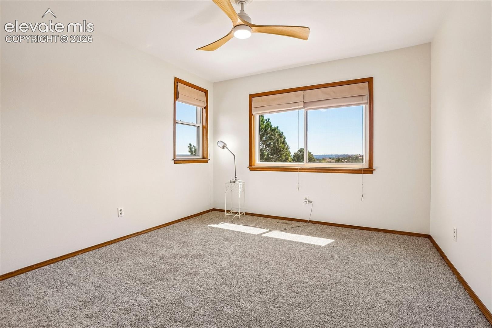 5368 W Cliff Point Circle