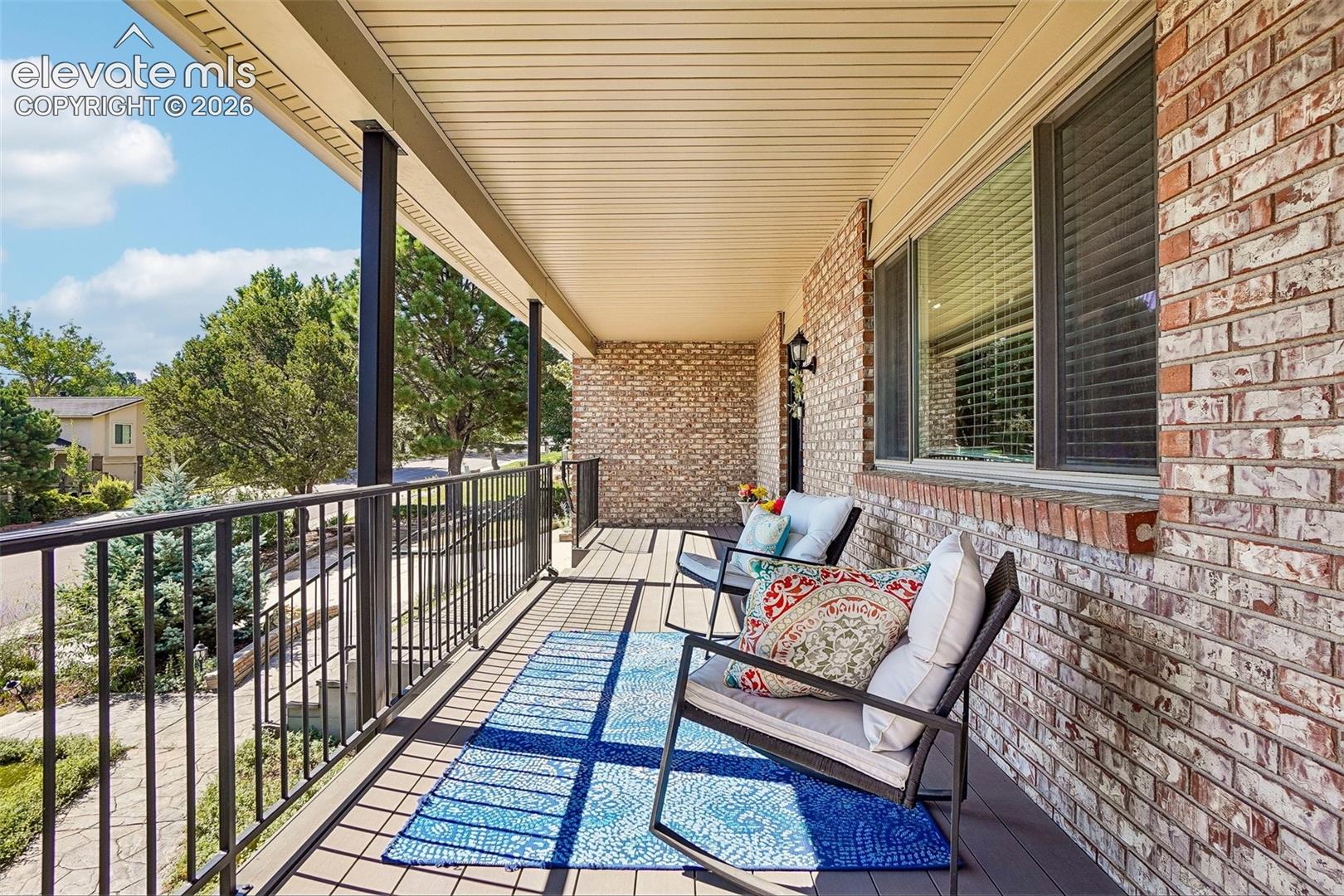 5368 W Cliff Point Circle