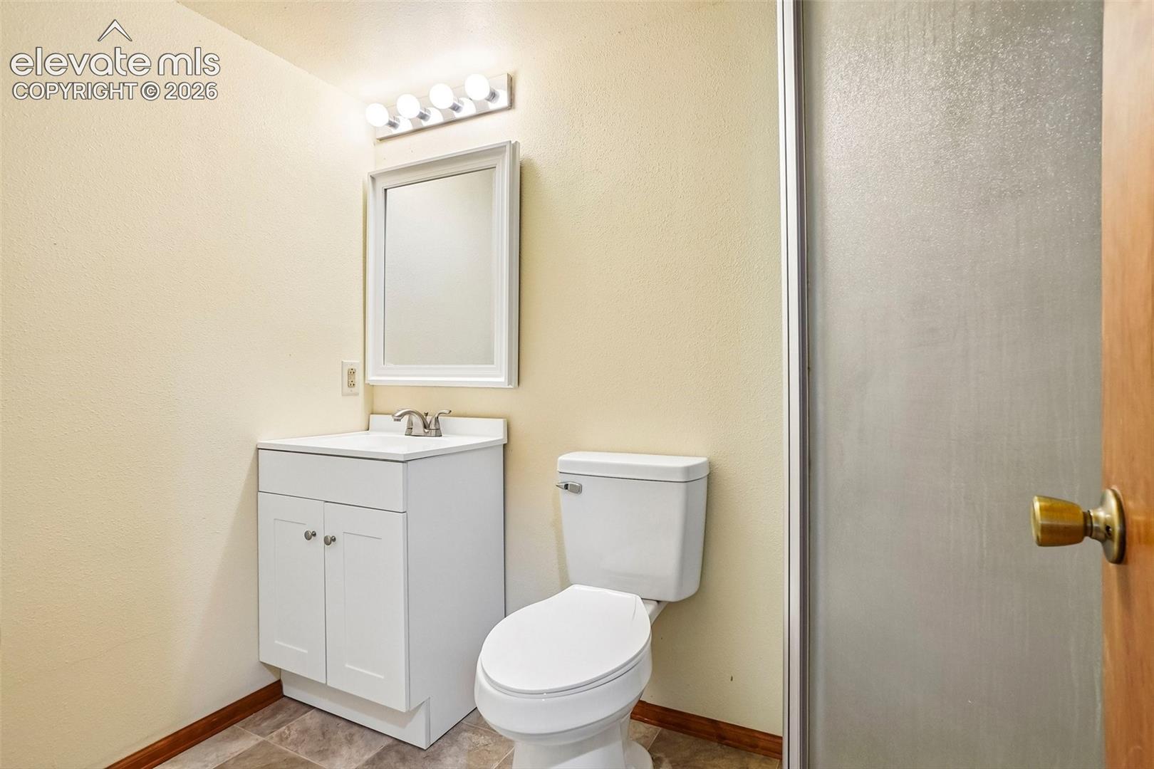 5368 W Cliff Point Circle