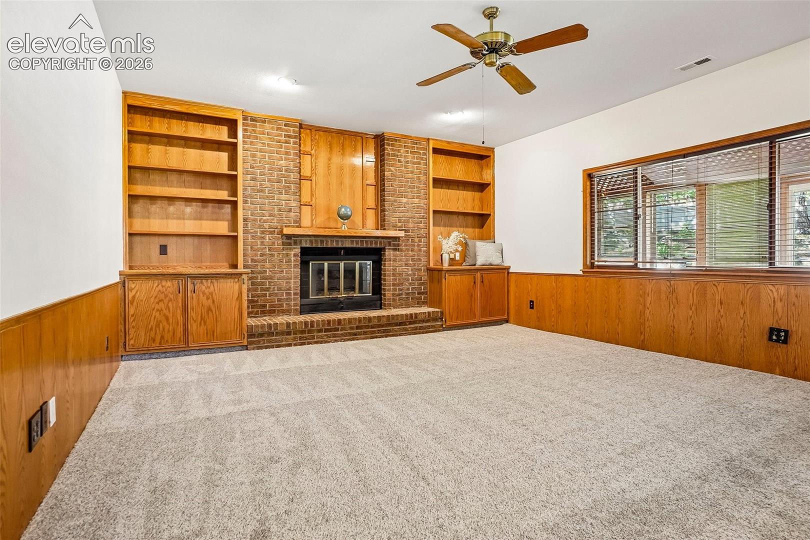 5368 W Cliff Point Circle