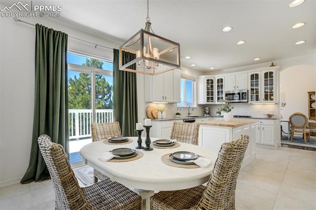 6438 Barrel Race Drive