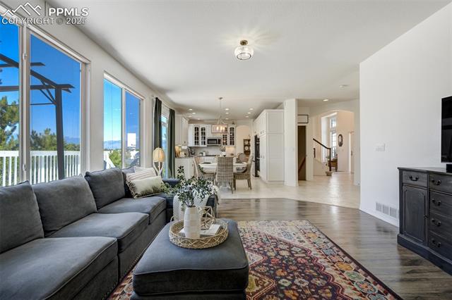 6438 Barrel Race Drive