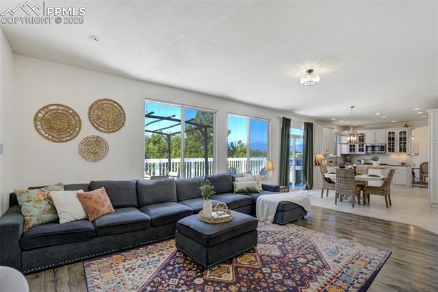 6438 Barrel Race Drive