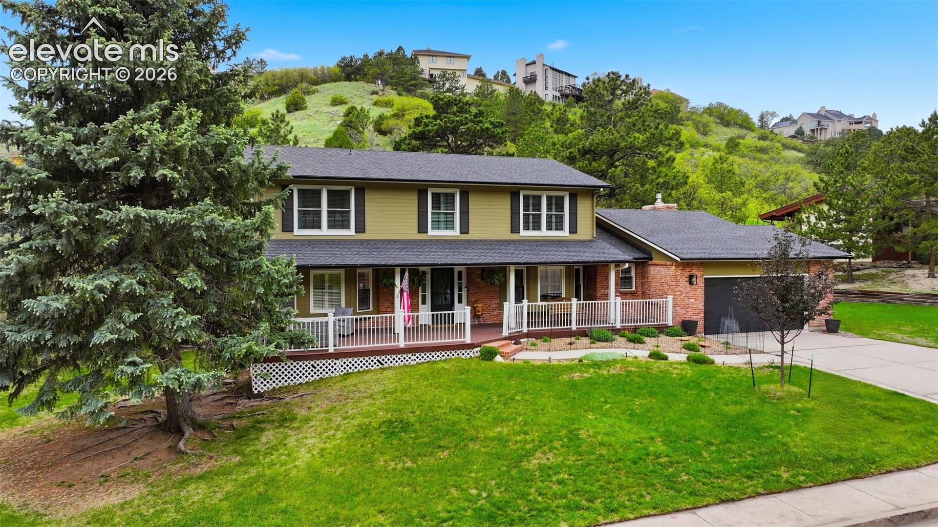 6914 Oak Valley Drive
