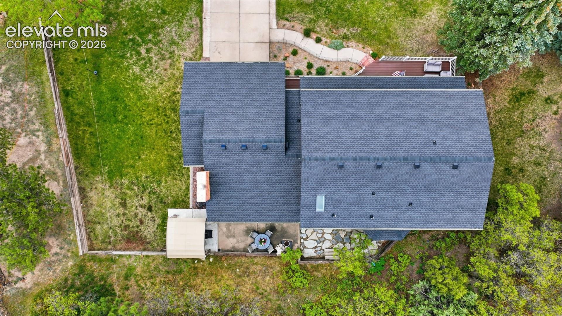 6914 Oak Valley Drive