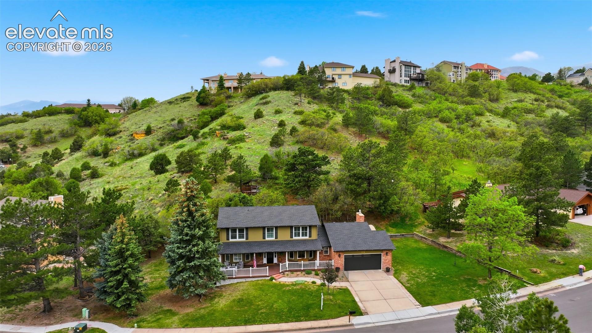 6914 Oak Valley Drive