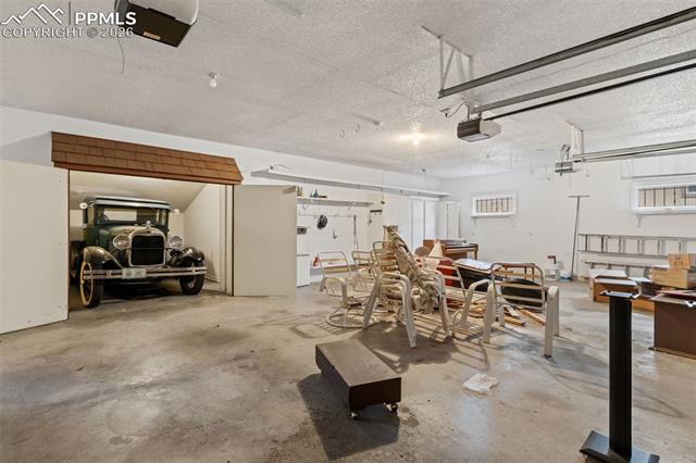 4930 Sunbird Cliffs Drive